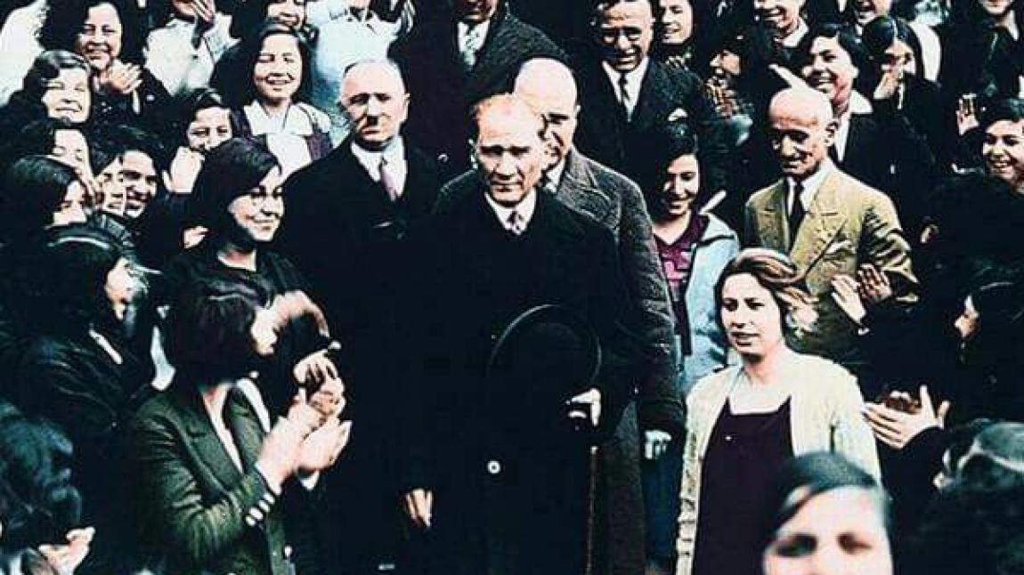 Cumhuriyetimizin Kurucusu Mustafa Kemal ATATÜRK Ölümünün 82'yıl dönümünde Anıldı.